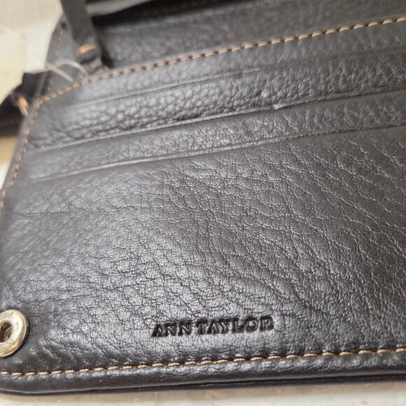NWT Ann Taylor Black Genuine Leather Bifold Wallet Wristlet - OS - Picture 7 of 12